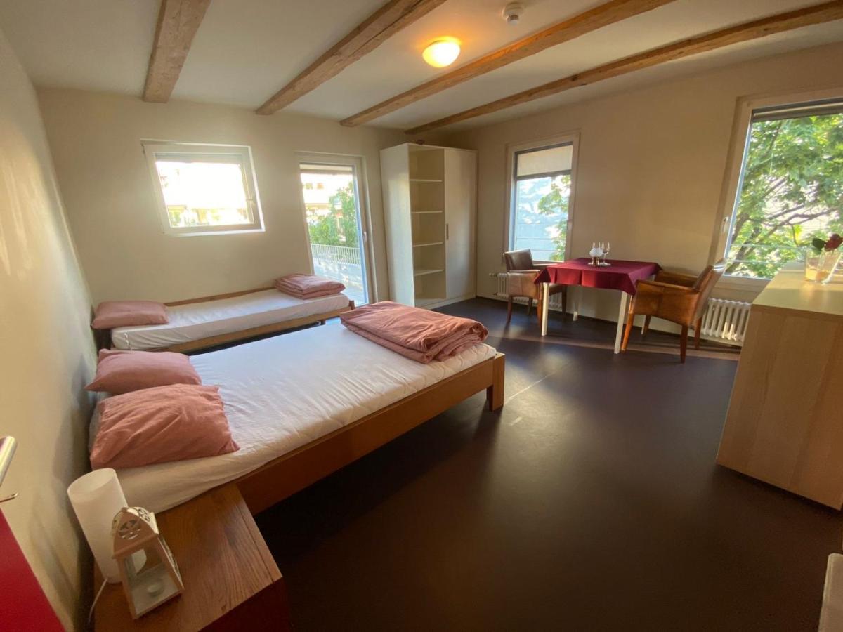 Zyba-Hotelzimmer-Vermietung Aesch Kanton Luzern Exterior foto